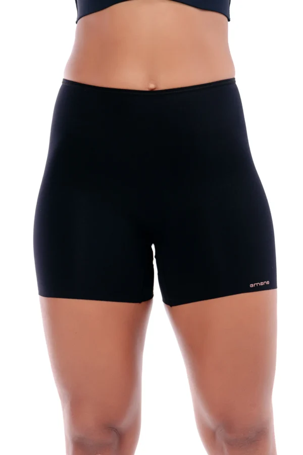SHORT CURTO EMANA COM CORTE A LASER SEM COSTURAS LATERIAS E NAS PERNAS DIMODAS 206392 - Imagem 4