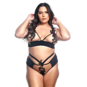 CONJUNTO CLÉO FERNANDES COM BORDADO TALLYTA 6.1 TAMANHOS G1 G2 EG1 EG2 3 CORES