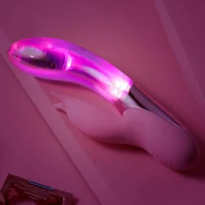 VIBRADOR ESTIMULADOR SILICONE ABS 10 MODOS VIBRAÇÃO RECARREGÁVEL USB LUZ LED  19x3,5CM YAFFA YSVI134